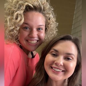 Meet your Posher, Macy